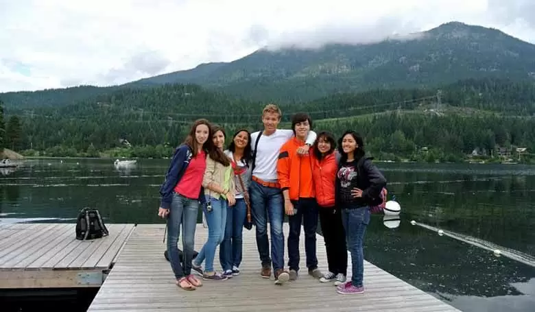 Программа Celebrate Diversity, Discover Nature, Develop Leadership  в Bodwell's University Vancouver, Victoria & Squamish/Whistler