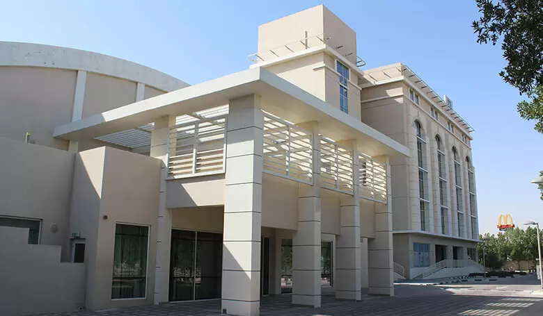 Здание университета Де Монфор в Дубае