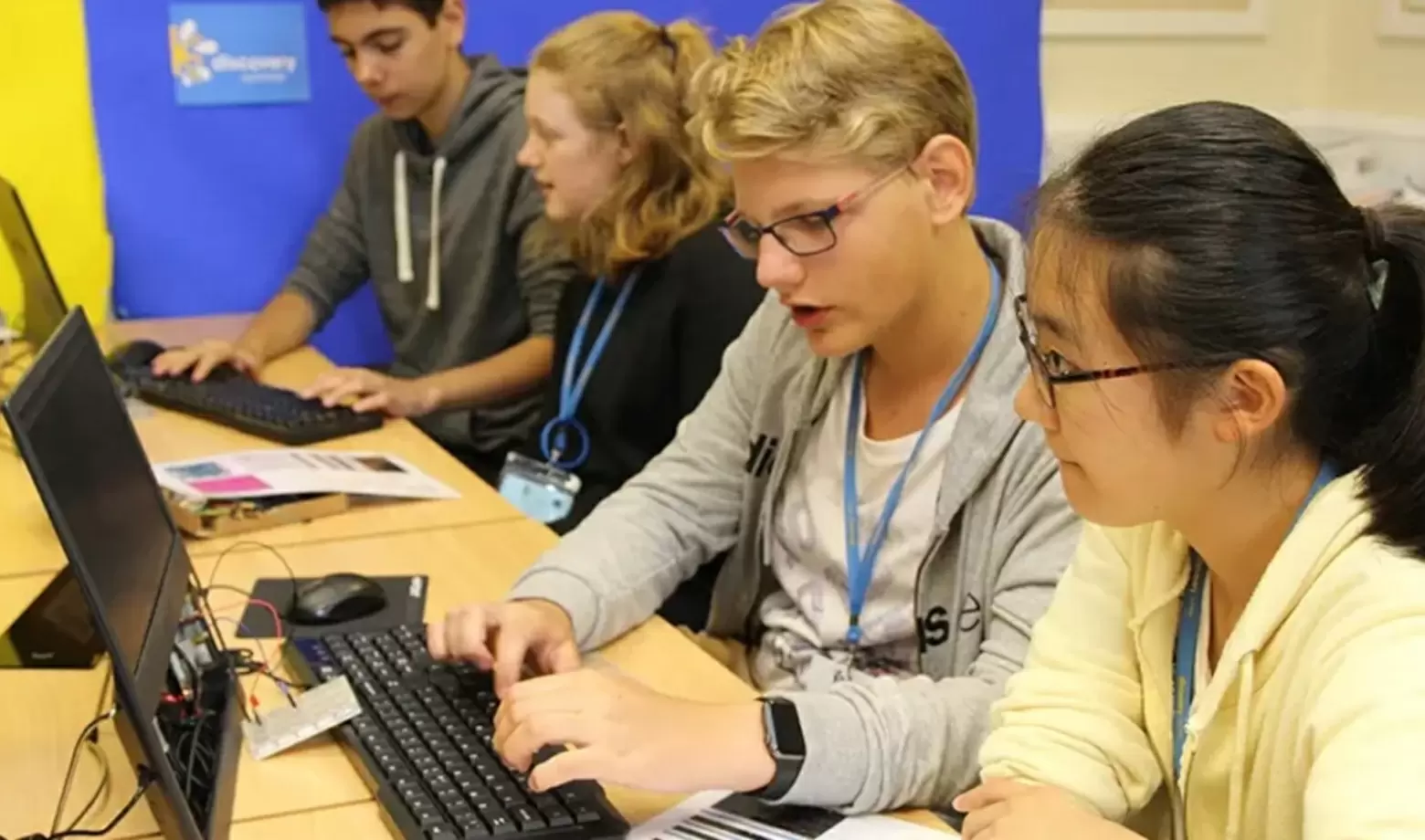 Программа Coding & Tech Academy в Discovery Summer – Shrewsbury School