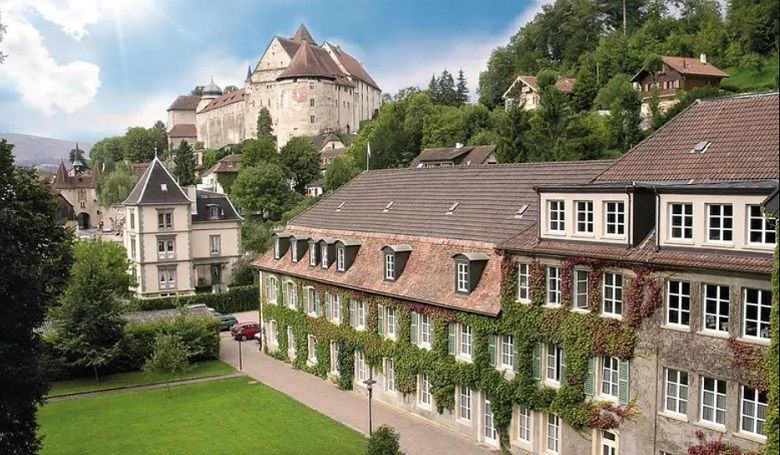 Saint-Charles Collège et Lycée.jpg