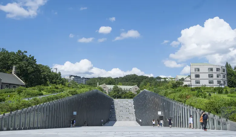 Ewha Womans University.jpg