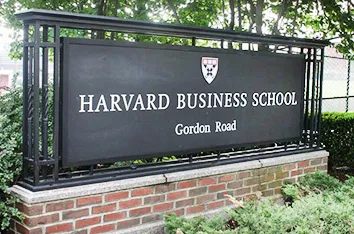 MBA в США: особенности обучения, преимущества и недостатки, подготовка