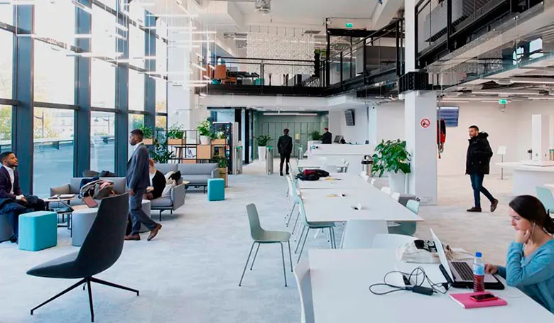 Топ-10 бизнес-школ Франции в 2022 году