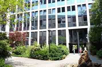 University IFM in Geneva - Institute of Finance and Management
