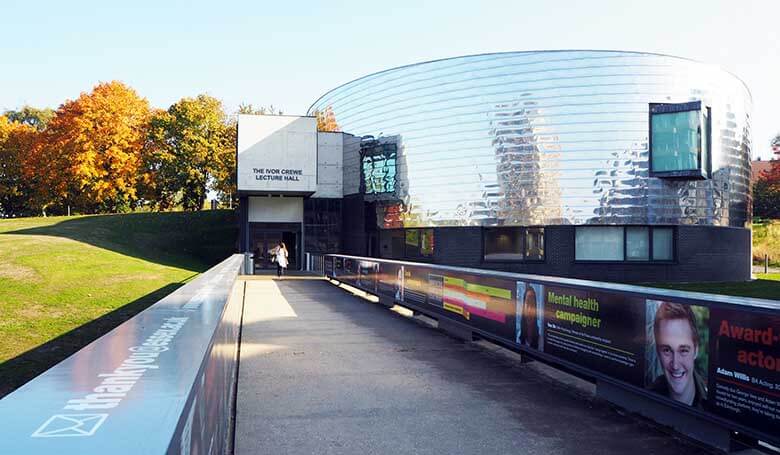 выставка university of essex (1).jpg